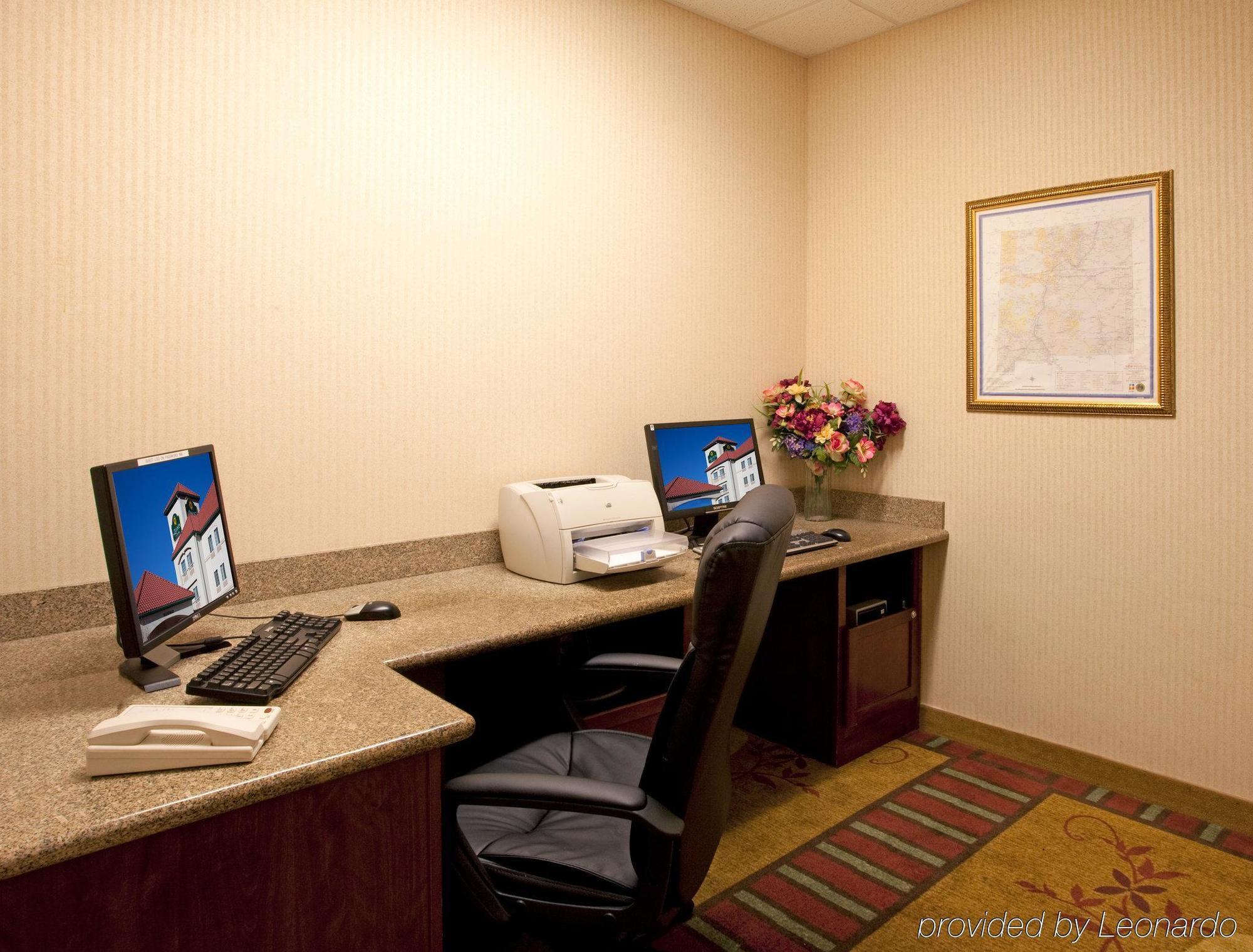 La Quinta By Wyndham Ruidoso Downs Hotel Kemudahan gambar